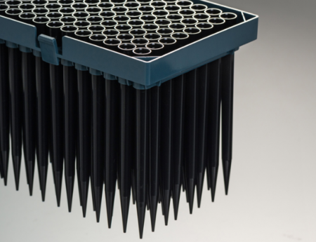 НАКОНЕЧНИКИ 1000 МКЛ, 96 ШТ/ШТАТИВ ЧЕРНЫЕ КОНДУКТИВНЫЕ GUANGZHOU JET BIO-FILTRATION CO, LTD