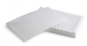 КЛЕЙКАЯ ПЛЁНКА ДЛЯ ИФА МИКРОПЛАНШЕТ 135*82 ММ